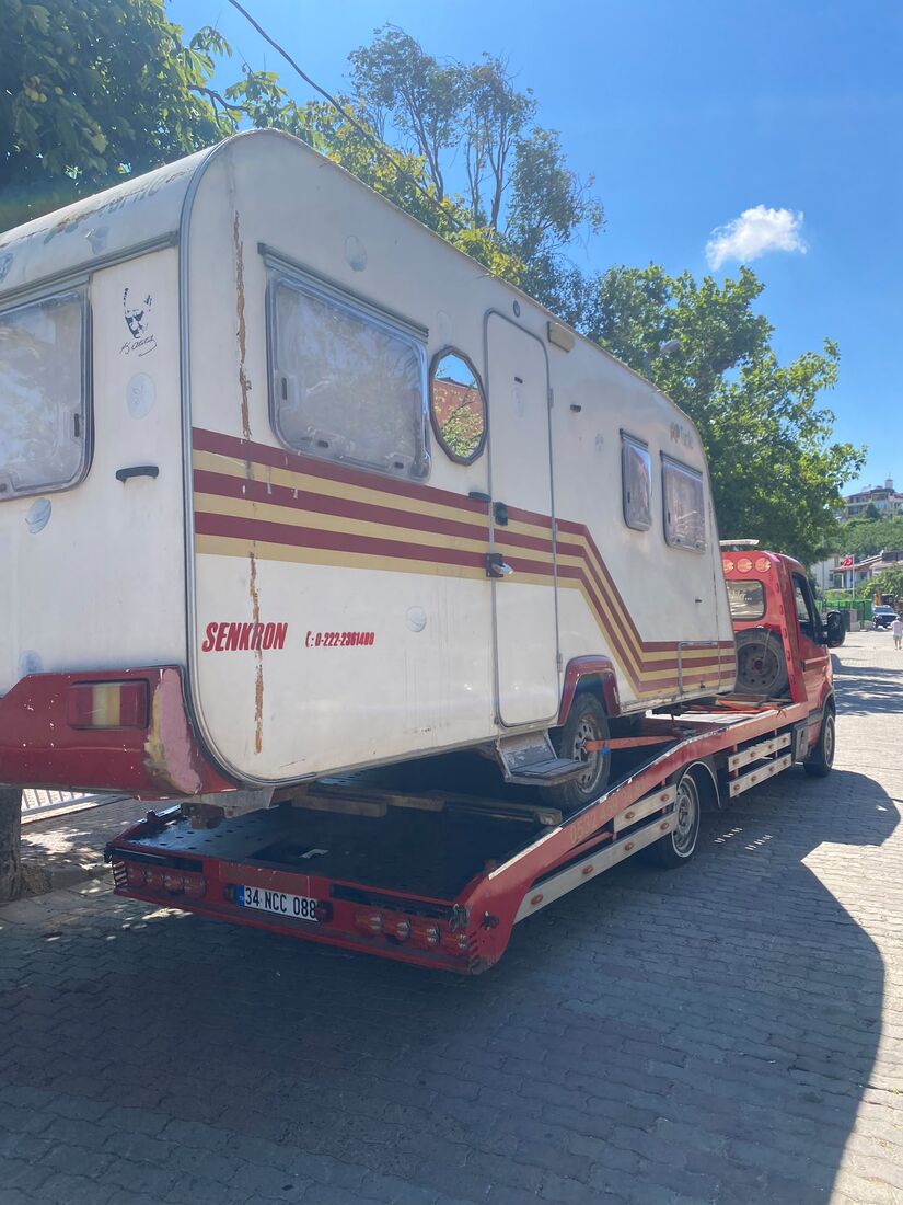 Karavan çekici ile güvenli taşıma